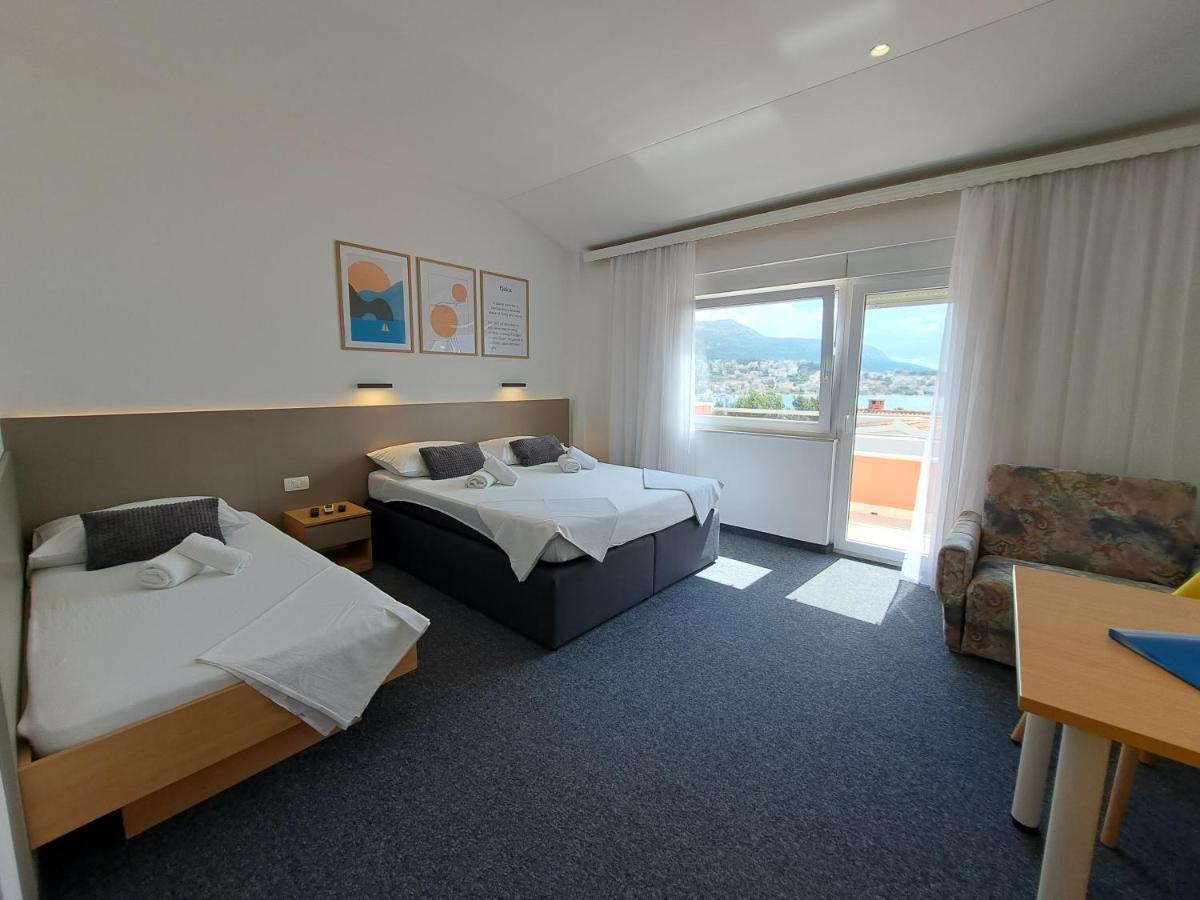 Rooms Zvonimir Stobreč Esterno foto